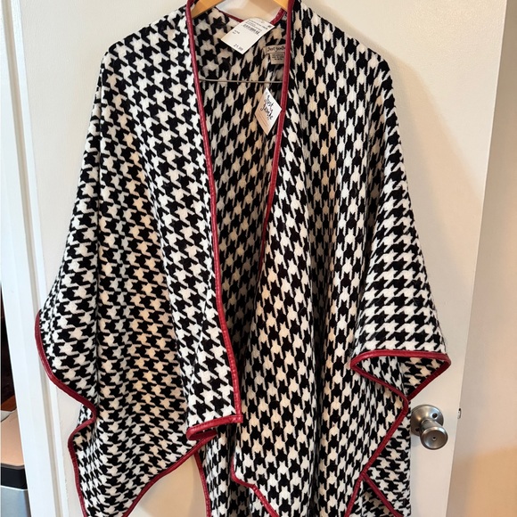 Houndstooth Poncho with Red Trim - Picture 1 of 2